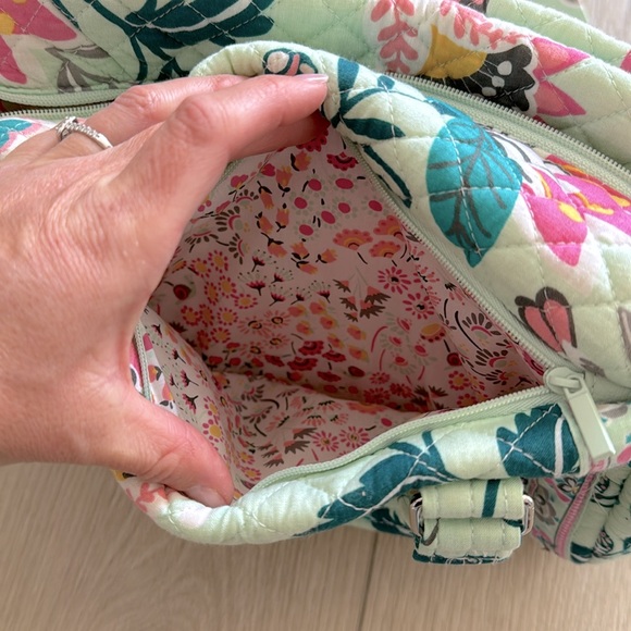 Vera Bradley Mint Green Colorful Crossbody Bag With Detachable Straps - Picture 3 of 9